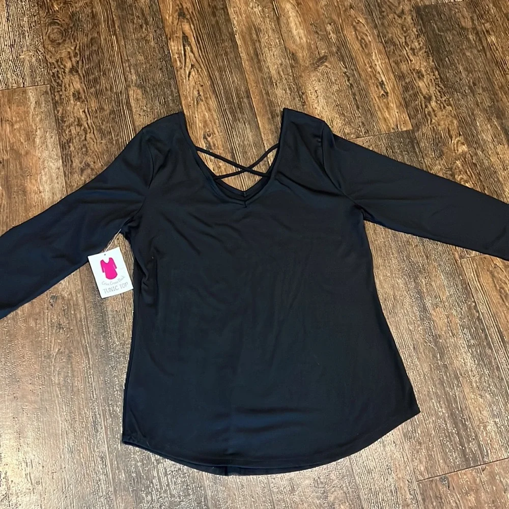 BobbieBrooks Criss Cross Back Tunic Top - Picture 3 of 5